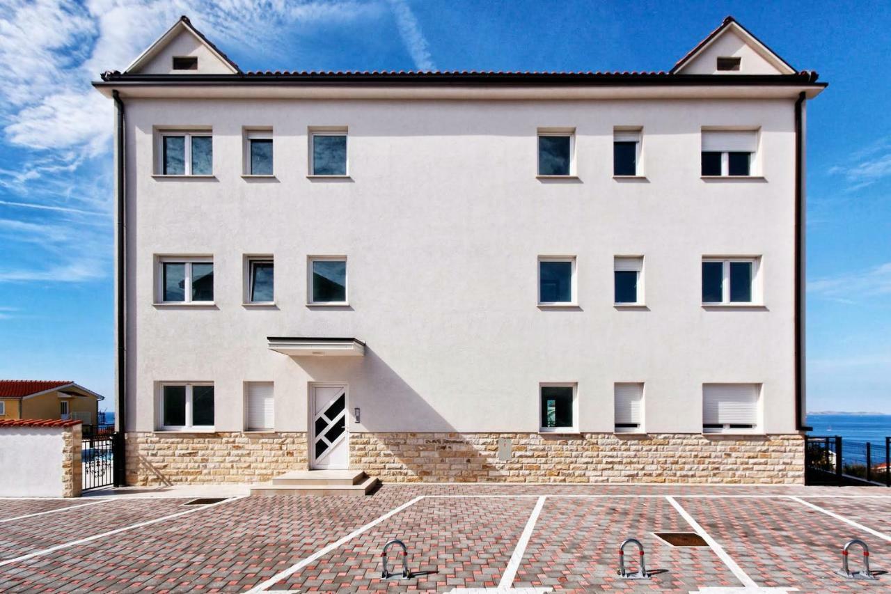 New Apartments Sunshine 普利莫顿 外观 照片