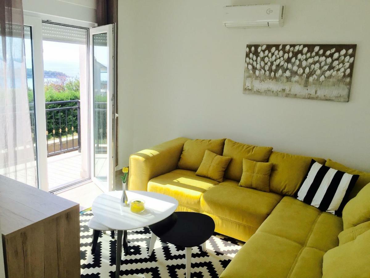 New Apartments Sunshine 普利莫顿 外观 照片